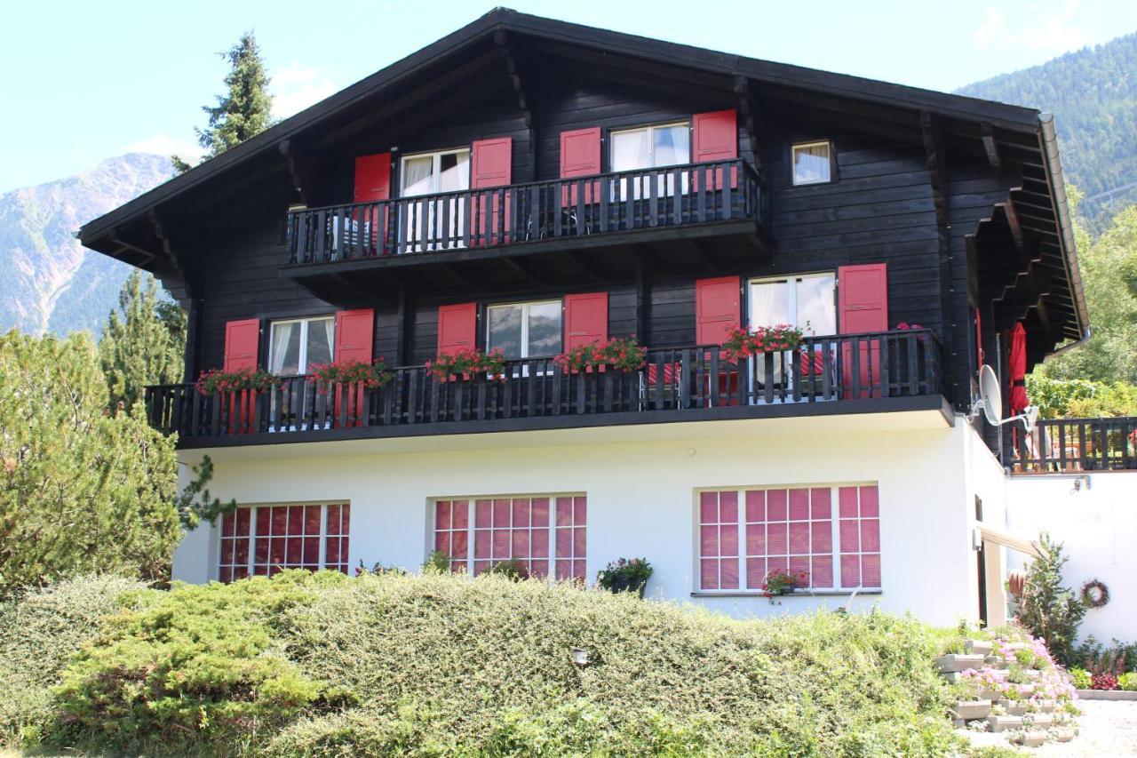 Chalet Esher Surrey Ried-Brig Bagian luar foto