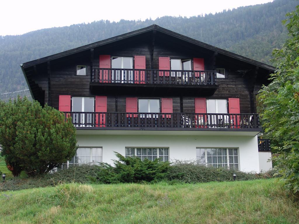 Chalet Esher Surrey Ried-Brig Bagian luar foto