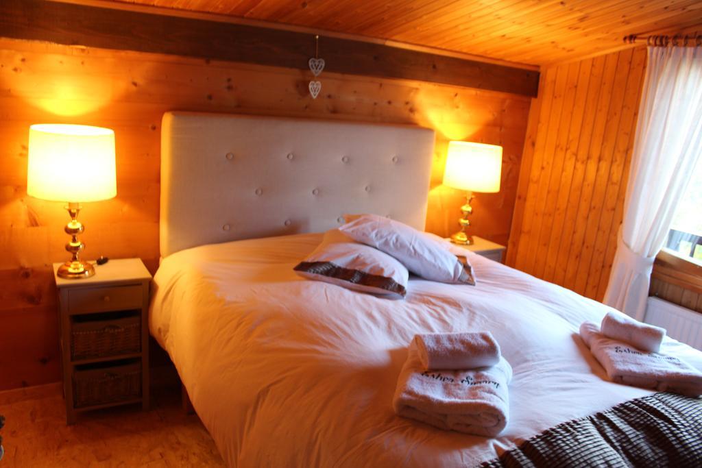 Chalet Esher Surrey Ried-Brig Bagian luar foto