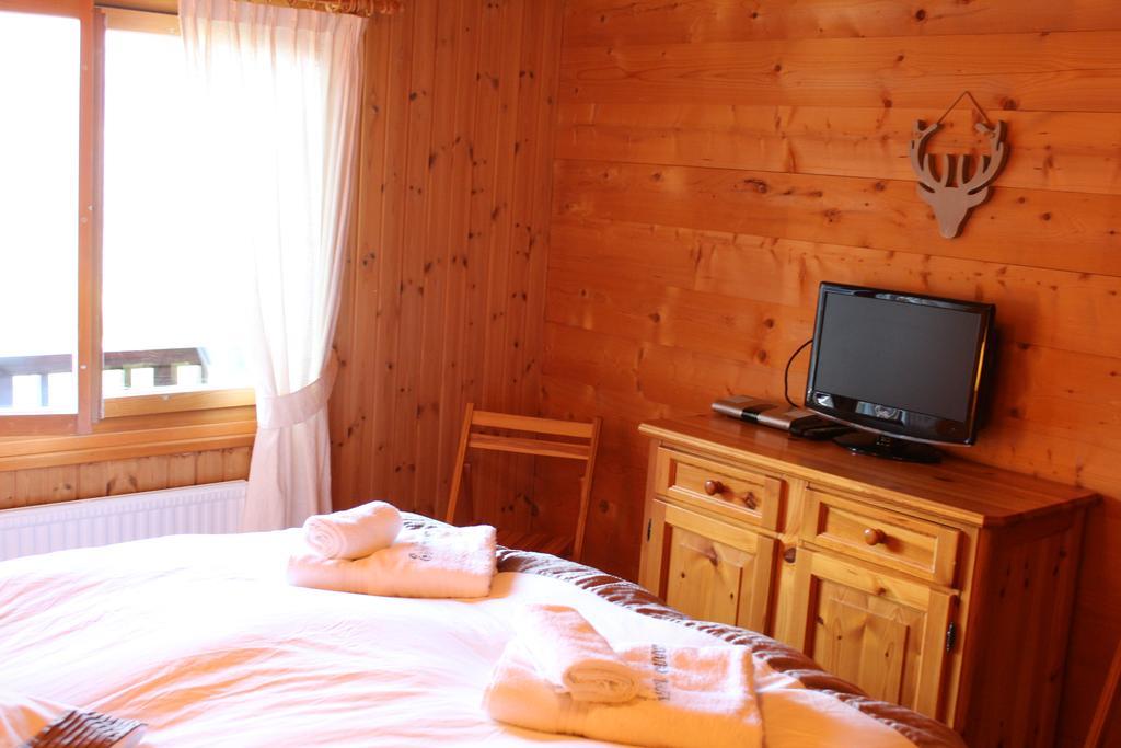 Chalet Esher Surrey Ried-Brig Bagian luar foto